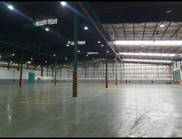 6,931M² WAREHOUSE TO LET IN EPPING INDUSTRIAL